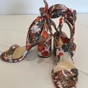 Jessica Simpson “Chamila” Floral Print Women's Heels